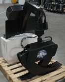 demo unit - mini skid steer log grapple with hydraulic rotation - blue diamond