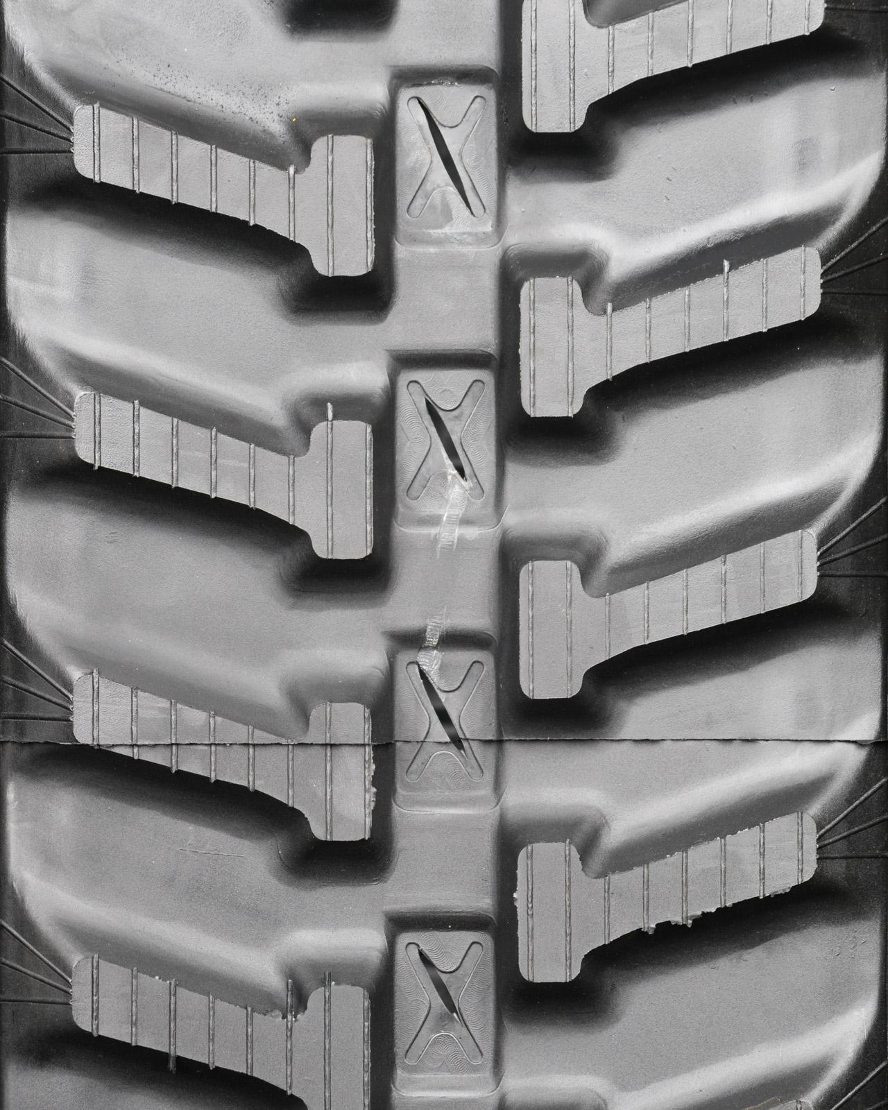 bobcat x119 set of 2 9" heavy duty mx tread rubber track (230x72x43)