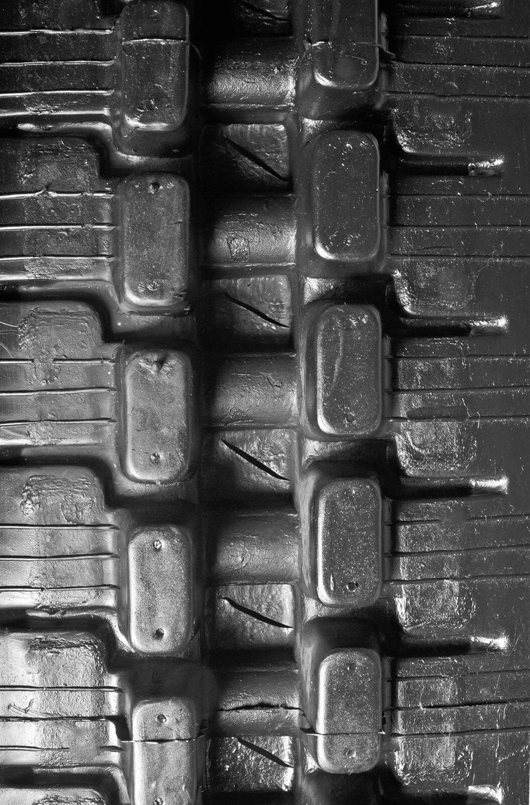 bobcat 430zts set of 2 12" heavy duty mx tread rubber tracks (300x52.5nx92)