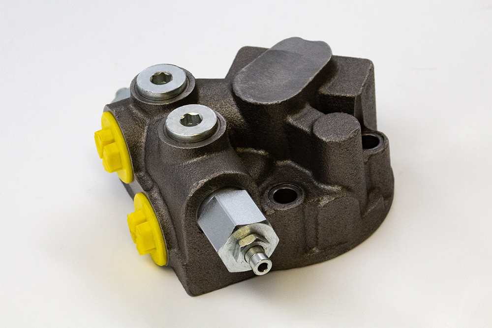 brush cutter severe duty piston motor distributor valve with built in 3500 psi reliefs