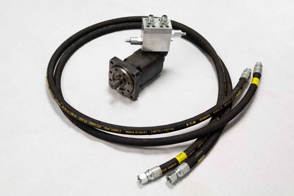 brush cutter extreme duty series 2 eaton hydraulic motor 160cc w/ dual reliefs and hoses assembly