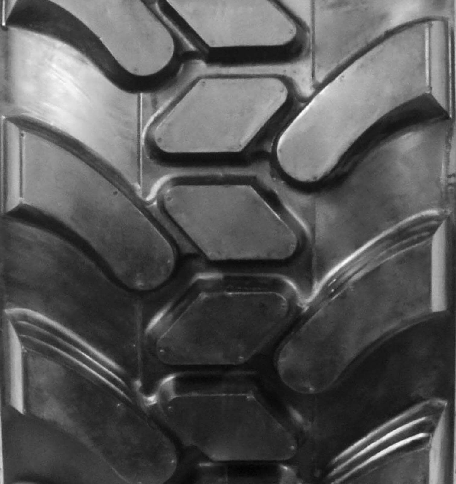 set of 4 12x16.5 skid dawg 12-ply skid steer heavy duty tires