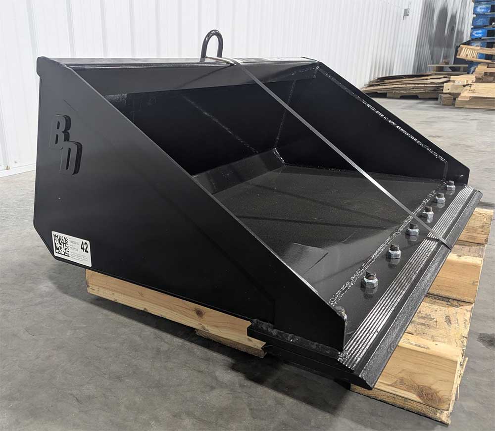 brand new blue diamond 42" mini skid steer bucket with bolt on cutting edge